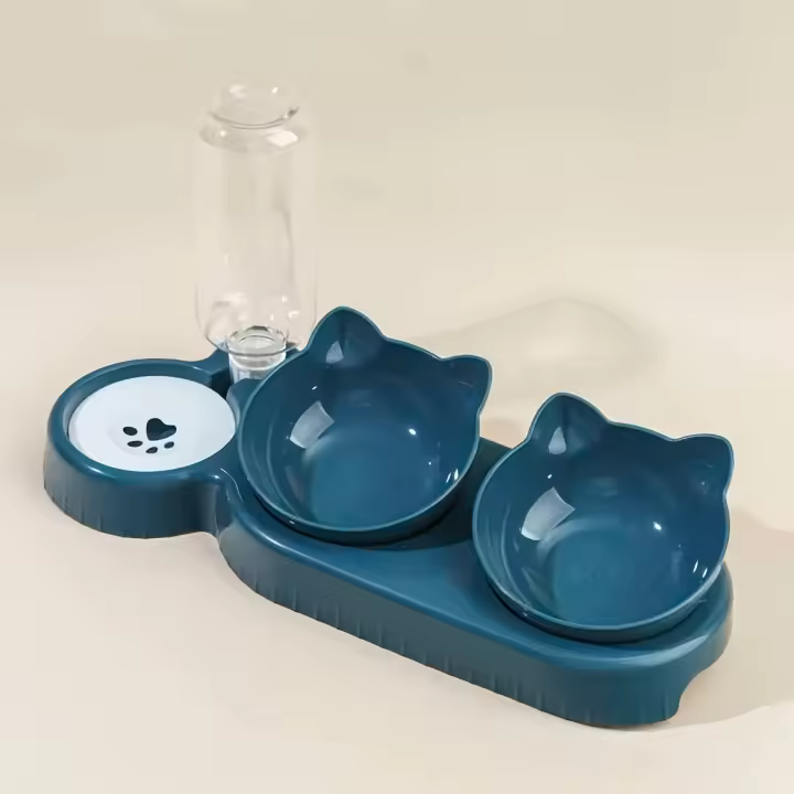 Tazas Para Gatos Con Dispensador De Agua 3 En 1 Diseño De Oreja Tilted Set De Tazas De Alimento Y Agua Con Botella De Agua Para Protección Del Cuello Material Plástico Forma Redondeada - 1