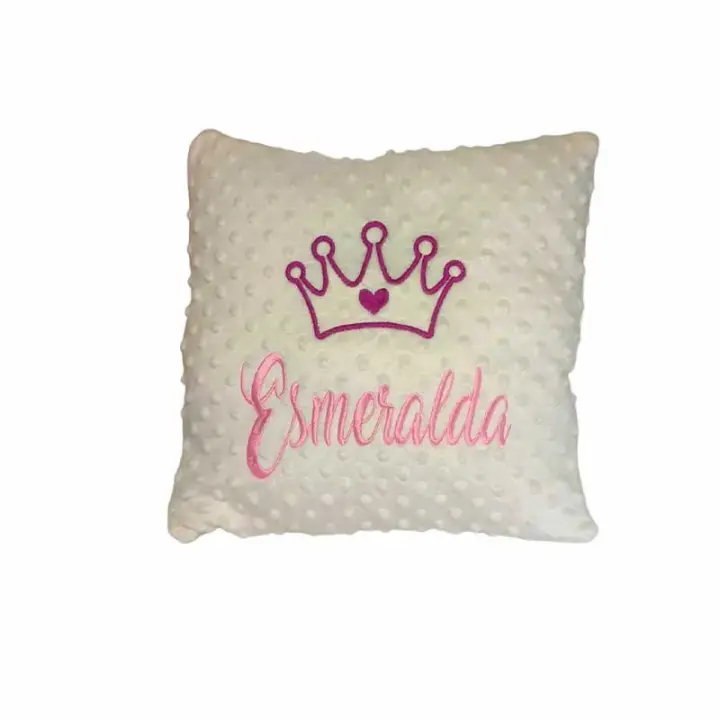 personalizameatugusto cojin topito con nombre bordado - 1