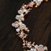 Diadema De Boda Hecha a Mano Con Flores De Concha Y Cristal Imitación Perla Accesorio Para El Cabello De Novia Tiara De Mujer - details 4
