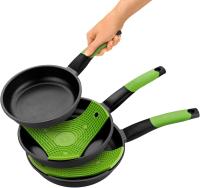Previo Set de 3 Sartenes, Aluminio Fundido Antiadherente, Incluye dos Salvamanteles Safe Verdes, Aptas para Todo Type de Cocinas Incluye Inducción, 18-22-26 cm - details 1