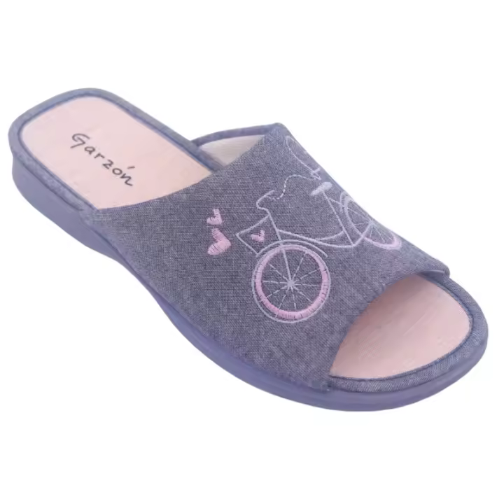 Zapatilla Casa Mujer Marca Garzon Diseño "Bici" Referencia: 2543 Bici Marino GARZON Zapatillas  Zapatilla abierta de estar por casa cómoda, fabricadas en suaves tejidos con bordado de Bicicleta. - 1