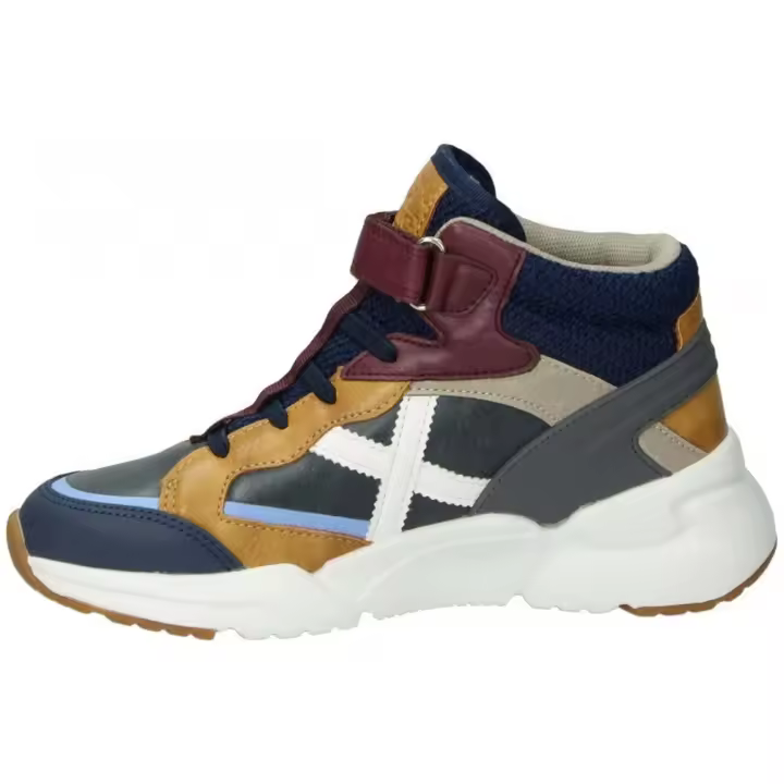 Calzado Munich modelo Mini Track Boot Vco 07 - 1
