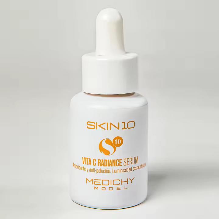 Skin10 Vitamina C Radiance Sérum 30ml · Medichy Model - 1