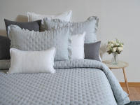 Colcha Bouti Napoli Gris Piedra con Volantes y Cojines Incluidos Miracle Home - Ligero Acolchado Ideal para Primavera y Verano, Disponible en Colores Crudo, Beige, Verde, Rosa y Gris - Medidas para Cama 90-180 cm - details 2