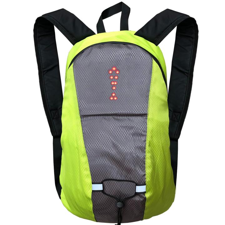 Mochila grande o pequeña, bolsa de asiento o chaleco Jocca con indicadores viales y mando para ir con seguridad en bicicleta o patinete por ciudad.