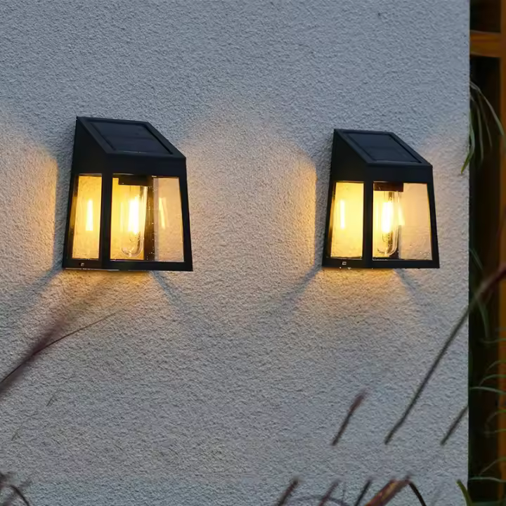 Lámpara De Pared Solar Exterior Impermeable Para Jardín Decoración Luz De Camino Fosa Lumínica Control Solar ABS Batería De Litio - 1