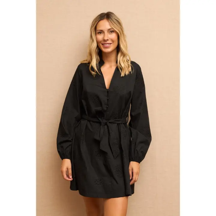 VESTIDO NEGRO CORTO CARLE - Vestido, corto, negro, manga larga, cinturón, ajustable, estampado, floral, flores, forro, algodón, moda mujer, primavera, otoño, invierno - 1