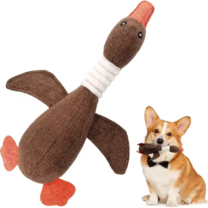 Juguete de peluche duradero para masticar para limpiar los dientes de los perros, juguete con forma de ganso para perros pequeños y medianos, lindo juguete interactivo de rompecabezas suave para mascotas (ganso marrón) - 1