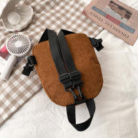 Mochila Mini De Veludo Con Rayas Minimalista Y Versátil Para Estudiantes Y Mujeres Para Viajes De Largo Y Corto Plazo - details 6