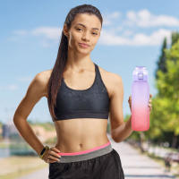 Botella De Deporte Con Fragancia 1000ML a Prueba De Fugas Con 7 Cubos De Sabor Portátil Para Camping Y Fitness Color Azul Morado Negro Y Blanco - details 2