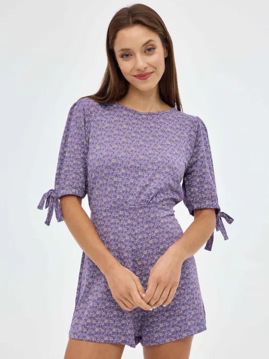Este mono estampado de tejido 100% viscosa es la prenda perfecta para ir a la moda y con estilo en cualquier ocasión INSIDE - 1