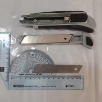 Cuchillo Multifuncional Retráctil Makita D-65713 Con Cerradura Deslizante Corte Fácil Y Rápido Herramienta De Corte Manual Para Carpintería Y Jardín - details 7