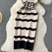 Vestido Midi De Playa Con Estampado De Rayas Y Cuello En V De Moda Para Mujer Vestido Bodycon Con Salto Hollow out Manga Corta Ajustado - details 7