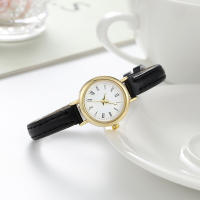 Reloj De Mujer Simple Y Lujoso De Cuero Diseño De Lujo Reloj De Pulsera De Cuarzo Para Damas Reloj Mujer Pequeño Dial Redondo Reloj De Pulsera De Moda Para Mujeres - details 1