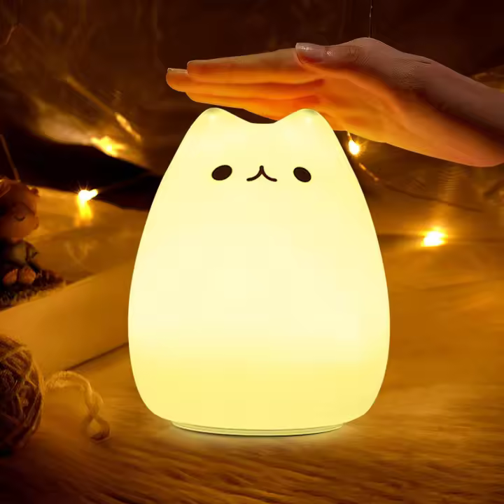 Luz nocturna para niños con batería, lámpara de mesa de gato de 7 colores, recargable por USB, bonitos LED multicolores, regalos Kawaii para niños - 1