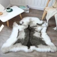 Carpete De Peluche De Reindeer Falso Máquina Lavable Minimalista Moderna Para Dormitorio Alfombra De Suelo Matriz De Animal Falso Manta De Cama - details 3
