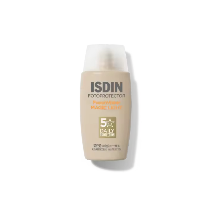 Isdin FOTOPROTECTOR FUSION WATER MAGIC LIGHT SPF 50 - Protección Solar y Tono Unificado - 1