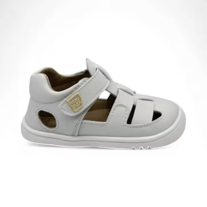 Sandalias marca Piruflex para infantil en color blanco - 1
