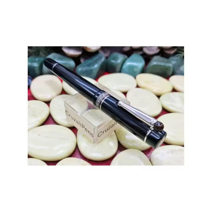 Pluma Estilográfica Delta We Aromatherapy Negra/Marrón - 1