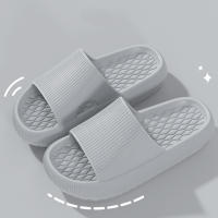 Zapatillas De Plataforma Gruesa Para Hombre EVA Cómodas Antideslizantes Para El Hogar Sandalias Suaves De Verano Para Parejas - details 6