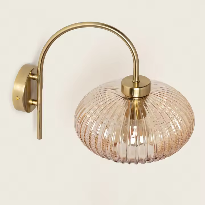 LEDKIA LIGHTING - Lámpara de Pared Basile | Diseño Clásico y Elegante | Soporte para Bombilla E27 | Uso Interior IP20 | Dimensiones Compactas 29x36x24cm, Ámbar, Cristal - 1