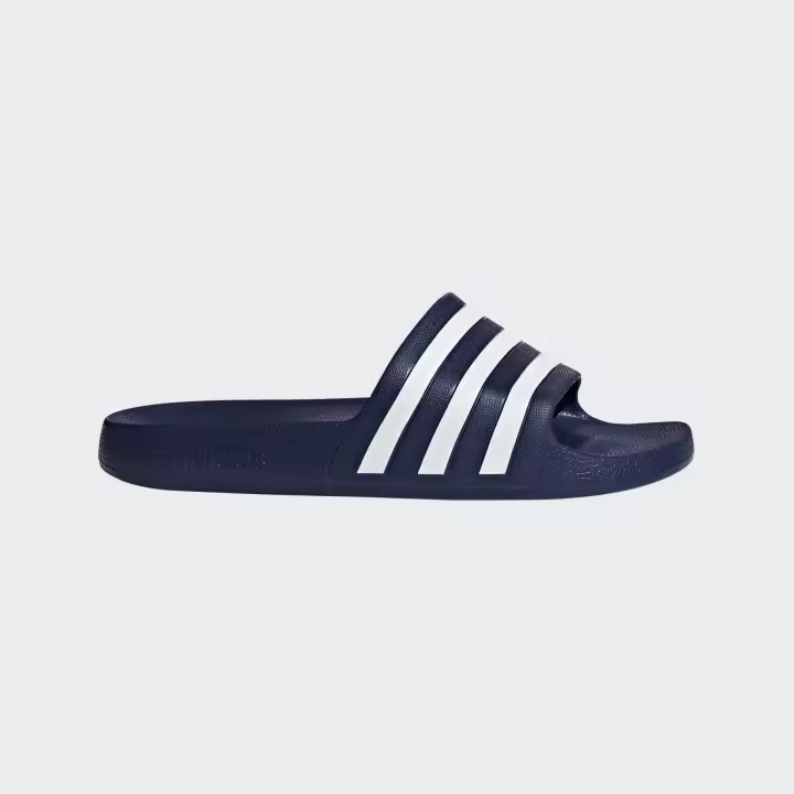 CHANCLA ADIDAS ADILETTE MARINO CON RAYAS BLANCAS - 1