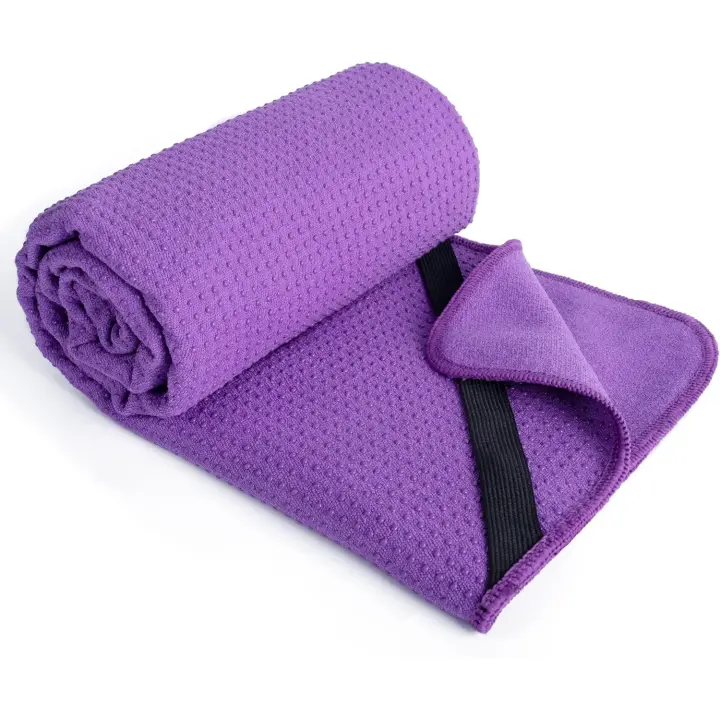 Esterilla de yoga de microfibra con agarre de silicona antideslizante y correas elásticas de ajuste seguro, 61 x 183 cm (morado) - 1