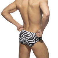 Bragas De Natación Para Hombre Estampado De Zorro Briefs De Playa Deporte Acuático Traje De Baño Sexy Moda Masculina - details 4