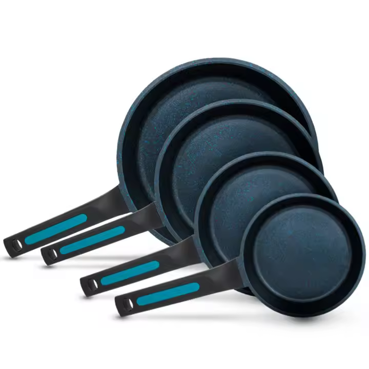 ARCOS Thera - Set 4 Sartenes (16, 20, 24 y 28 cm) - Aluminio Fundido - Antiadherente - Mango Plástico Azul / Negro - 1