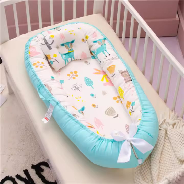 Almohada para bebé con diseño de panal, transpirable, plegable, lavable, portátil, para cama de bebé, relajante, biónica, colchón de viaje - 1
