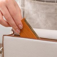 Mini Portátil Eliminador De Pelusa De Alta Calidad Manual Para Ropa Y Telas Logo Personalizado Gestión De Ropa Material Madera + Poliéster Tamaño 7.5*4cm - details 2