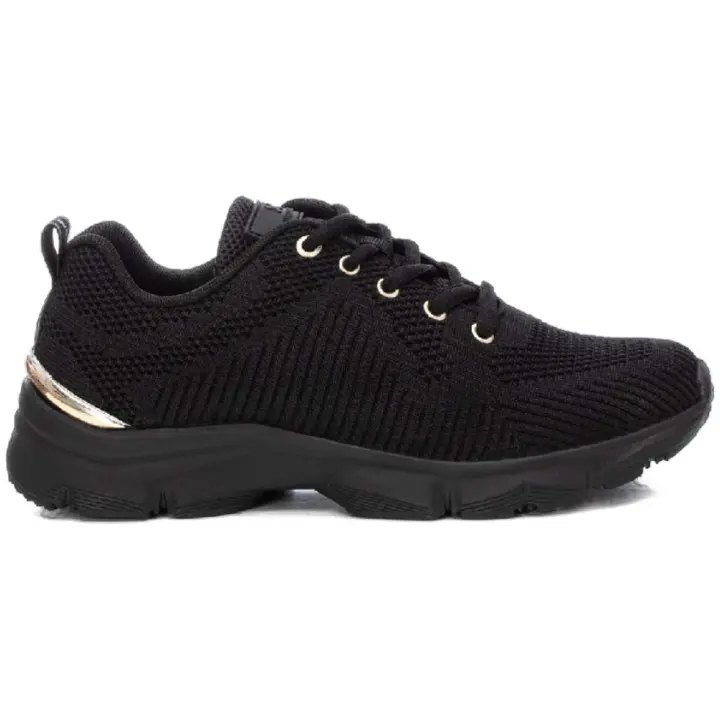 Zapatillas XTI  para mujer en color negro - 1