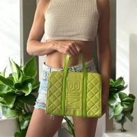 Bolso Mediano de Nylon Verde - Estilo moderno y funcional - details 4