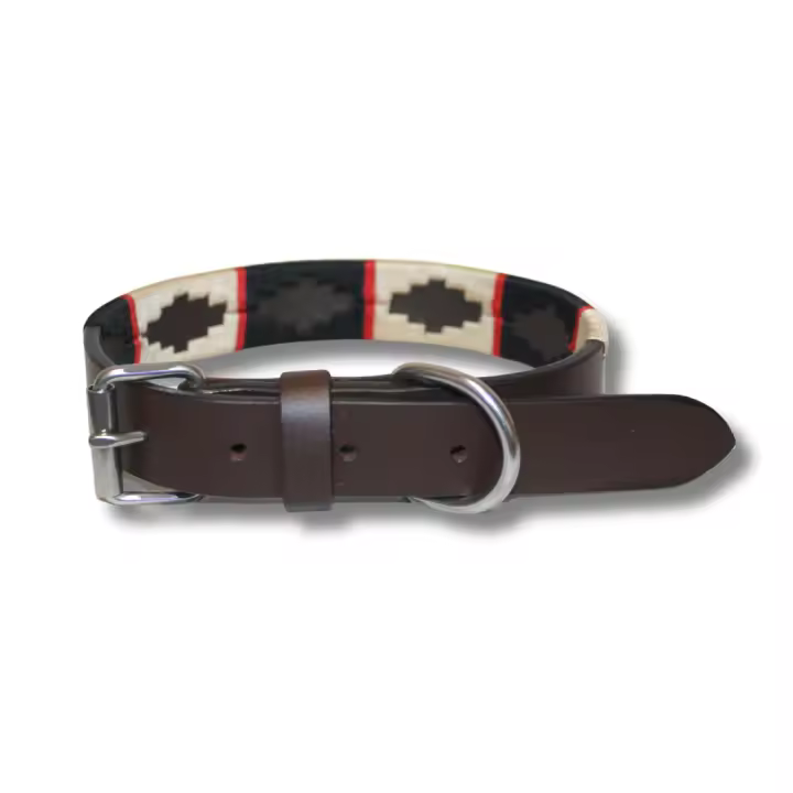 Collar de cuero bordado a mano para perros - Modelo Bariloche de La Casa de Turrón - 1