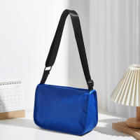 Bolso De Hombro Para Mujeres De Gran Capacidad Suave En Cuero PU Minimalista Bolso De Mano 2024 Nuevo Bolso Estudiantil - details 2