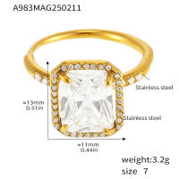 Encanto Anillo cuadrado de circón blanco para mujer, anillo de dedo de promesa de pareja chapado en oro de acero inoxidable de alta calidad, accesorios de boda de lujo, no se decolora, anillo de dedo índice de lujo ligero a la moda de acero de titanio - details 3