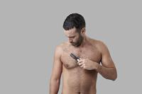 Recortadora de Beard, facial y Corporal afeitadora, inalámbrica, peine ajustable, Micro recortadora, 2 micro peines y accesorios surtidos, 100% Resistant to Agua - details 3