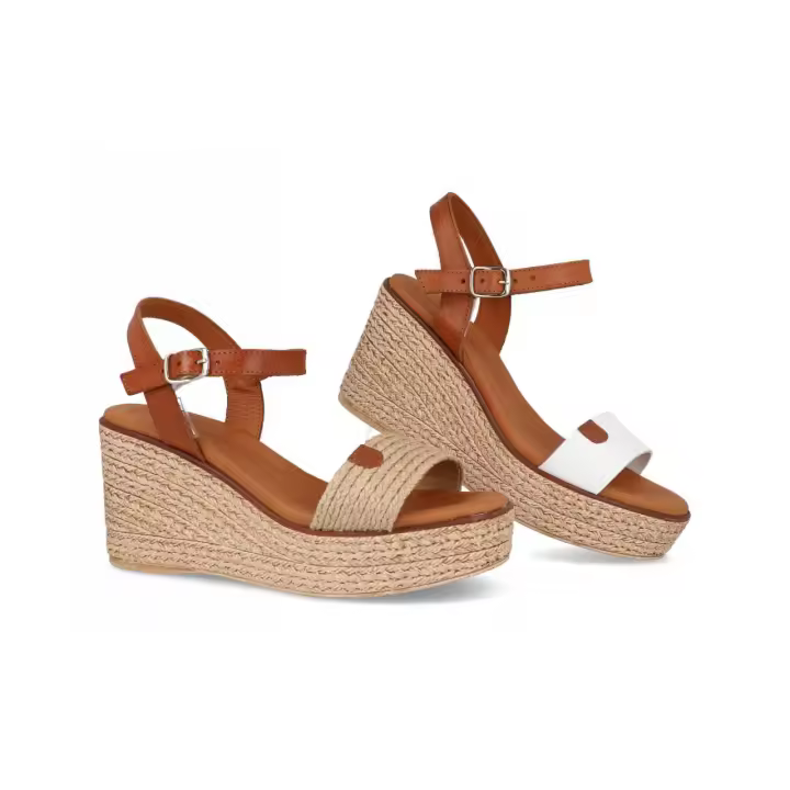 5890 - DIGO DIGO SANDALIAS DE CUÑA   COLORES : BLANCO , BEIGE (YUTE)  TALLAS : 35 AL 41  CORTE EXTERIOR : PIEL / SINTÉTICO  FORRO INTERIOR : PIEL / SINTÉTICO  PLANTILLA : PIEL / GEL  ALTURA TACÓN / CUÑA : 8 CM.  PISO : SINTÉTICO - 1