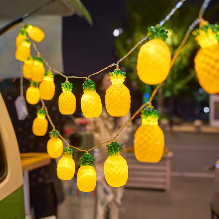 Luces De LED En Forma De Piña Para Decoración De Mesa Y Fiesta Con Diseño De Fresa Y Mango USB Recargable Para Noche Navidad 40 LEDS - 1