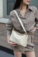 Bolso De Hombro Para Mujer En Cuero Genuino Negro Diseñador Lujo Con Correa Ancha De Cuero Calfornia Bolso De Cojín Gris Eboni Gris - details 11