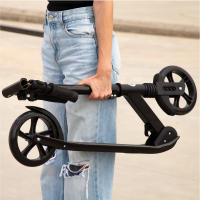 EVO - Patinete 2 ruedas, negro, medidas 86x39x91-96 cm, altura regulable, peso máximo soportado 100 kg, freno trasero, soporte lateral, base y manillar antideslizantes, juguetes niños +8 años, juguetes aire libre, juegos exterior - details 1