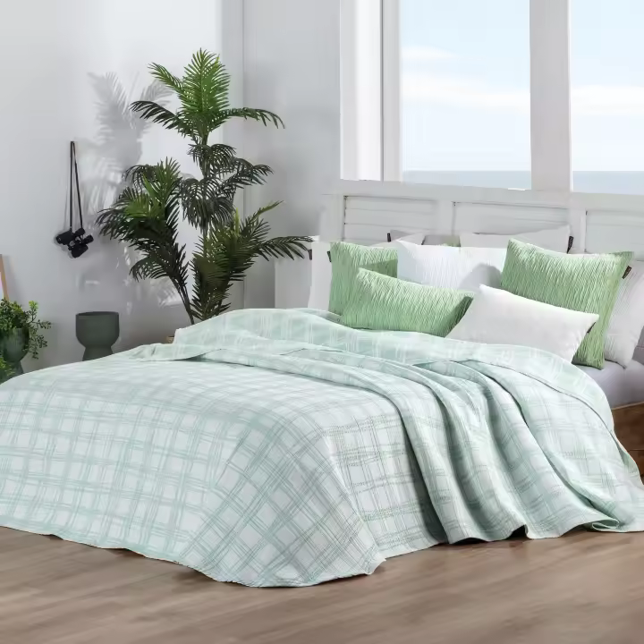 Manterol - Colcha cubrecama jacquard cuadros colores verde, verde menta, azul, coral, naranja y teja. Tejido en nuestros telares con la mayor calidad. Ideal para primavera, verano y entretiempo. Tejido duradero y antideslizante. - 1
