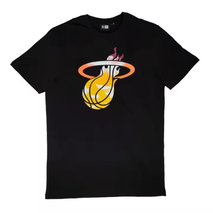 Camiseta manga corta Miami Heat "NBA Sky Print" de New Era en Negro - 1