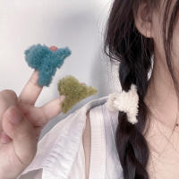 Mini Pinza De Pelo De Peluche Nueva Para Mujeres Y Niñas Estilo Temperamento Diverso Tamaño Pequeño Accesorios De Cabello De Veludo De Oveja Lindo Y Decorativo - details 6