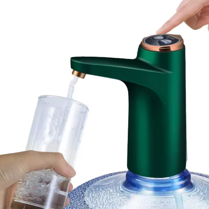 NK Dispensador de Agua  - Indicador LED, Batería 1500 mAh Recargable por USB, Material protector de Silicona, Compatible con Garrafas y Botellas 4,5L, 5L, 7,5L, 10L, 11,3L, 15L, 18,9L  (Verde) - 1
