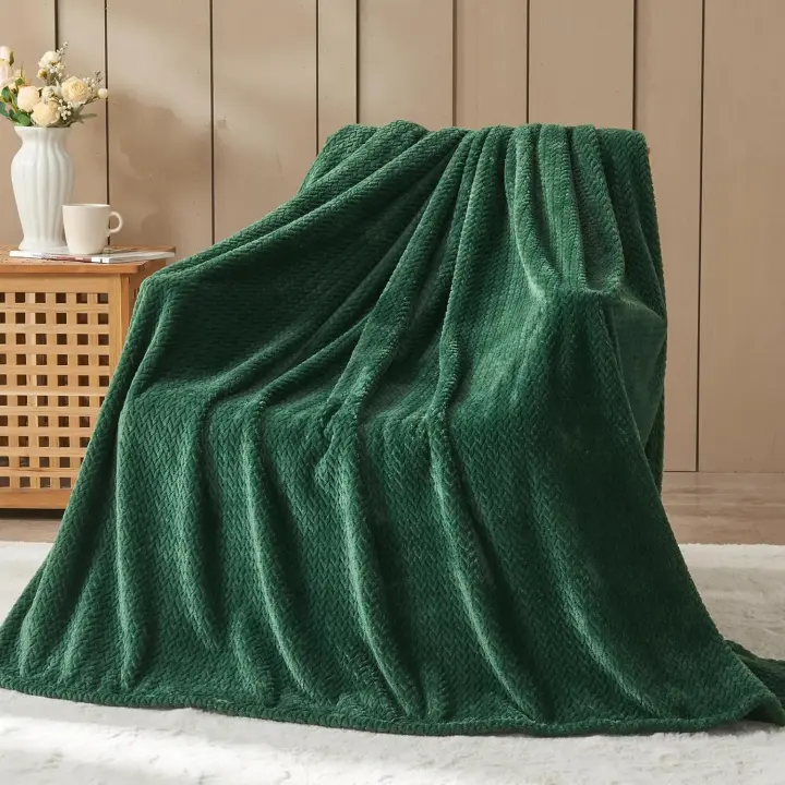 Super Soft King Blanket Coral Pink Premium Siy Flannel Fleece Leaves Pattern Lightweight Bed Blanket All Season Use (Coral Pink, King(90"x110")) - 1