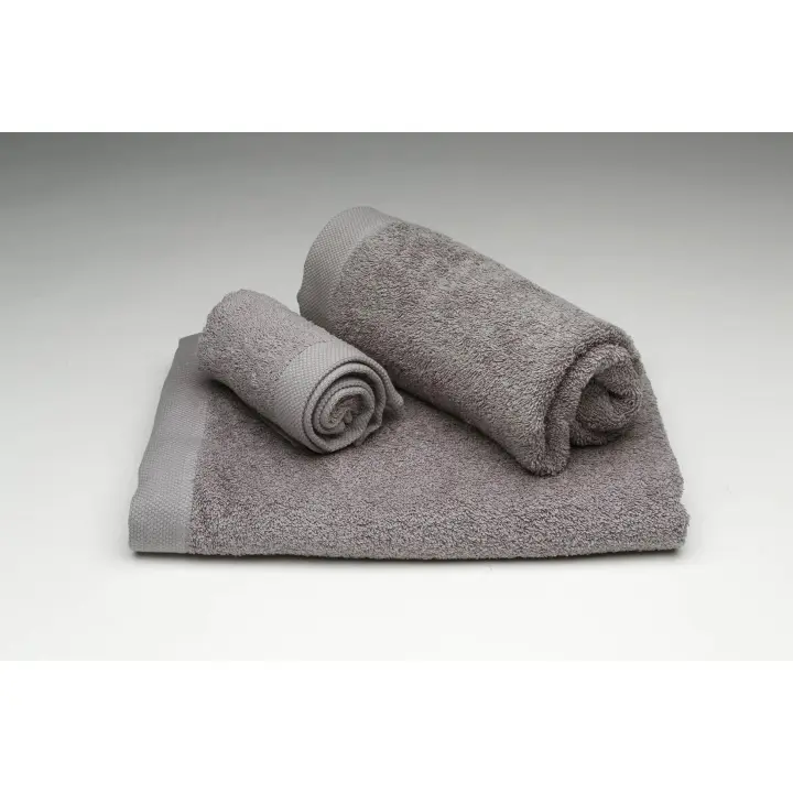 Juego de 3 toallas Burrito Blanco, rizo algodón 100%, 500 gr/m². Colores blanco, azul, gris, piedra, beige y beige medio. Contiene: 1 toalla de maquillaje + 1 toalla de manos + 1 toalla de baño. Cenefa Jacquard. Textil baño de calidad Burrito Blanco. - 1
