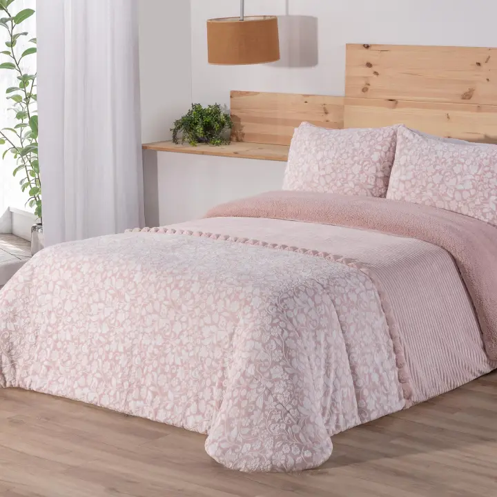 Manterol Outlet - Edredón comforter de borreguito floral enredadera rosa con tejido térmico sherpa cálido, suave y mullido para un descanso reparador en invierno. - 1