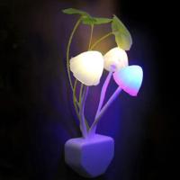 Lámpara De Hongo LED Colorido Con Sensor De Luz 3 LEDs Luz Nocturna De Habitación EU & US Plug 220V Decorativa Para Dormitorio - details 0