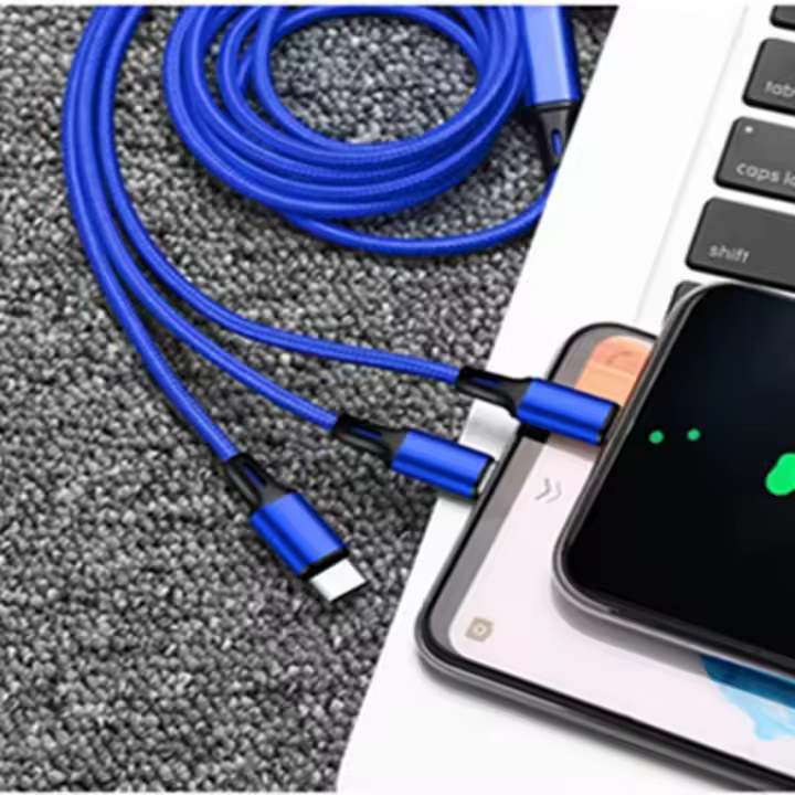 Cable de Carga 3 en 1 2025 - Triple USB (Tipo-C/Micro/Apple) con 120cm, Tejido Nylon Ultra Resistente y Carga Rápida 3A, Compatible con Móvil/Tablets - 1